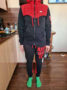 Dressidress nike unisex (1 foto / 6)