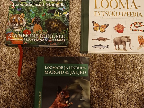 Книги... 10 евро каждая.