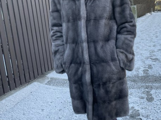 Продам норковую шубу