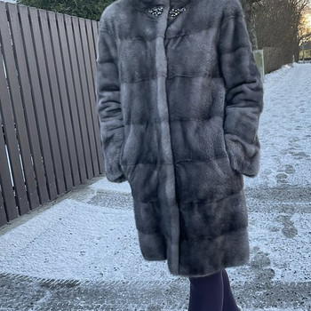 Müüa naaritsa kasukas