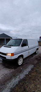 VW Transporter Kasten 1996 2.4 дизель.ТО до 03.2027 (3 фото из 5)