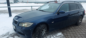 БМВ 325 XI (2 фото из 8)