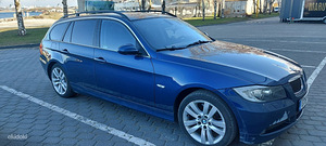 БМВ 325 XI (5 фото из 8)