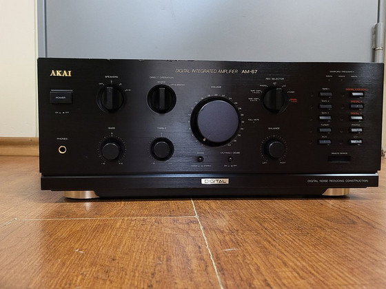 Стереоусилитель AKAI AM-67, встроенный ЦАП
