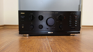 AKAI AM-67 stereovõimendi, sisseehitatud DAC (1 foto / 3)