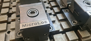 Microloc 300x450 tööpind koos lukkudega CNC freespingile (1 foto / 4)