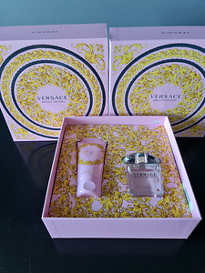 Parfum (1 foto / 4)