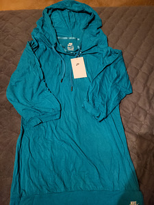 Uus naiste pusa Nike. (3 foto / 3)