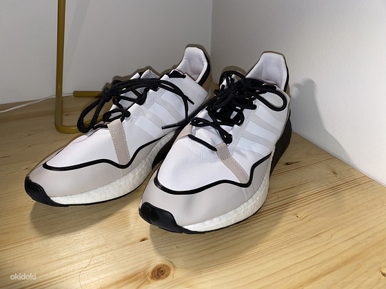 Кроссовки Adidas ZX 2K Boost Pure Shoes продам
