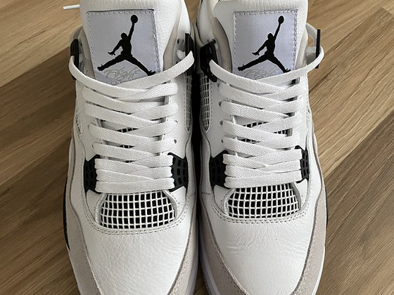 Jordan 4 Retro Military Black