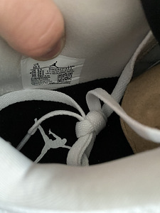 Jordan 4 Retro Military Black (4 foto / 6)