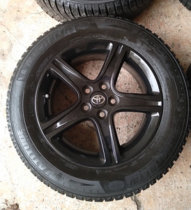 Toyota Lexus R17 valuveljed rehvidega 5×114,3 (2 foto / 4)