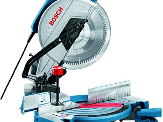 Угловая пила Bosch GCM 10 S Professional + коробка