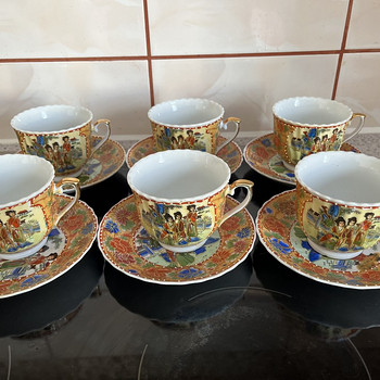 Китайские фарфоровые чашки с подставкой