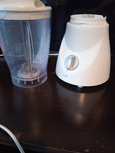 Blender (3 foto / 4)