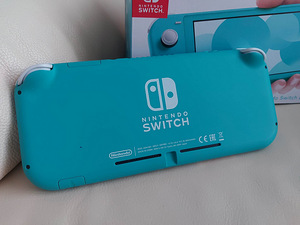 Nintendo Switch Lite (6 фото из 7)