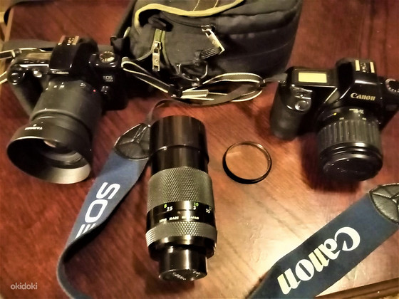 Фотоаппараты Canon.