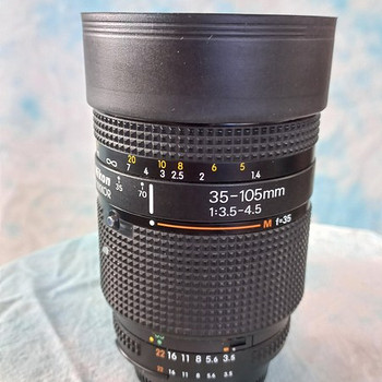 Объектив для Nikon 35-105