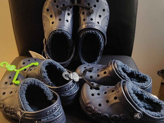 Новые.Crocs baya lined clog. Размеры 28-35