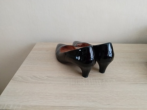 Продам кожанные туфли. (2 фото из 2)