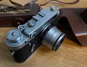 Фотоаппарат ФЭД-2 (3 фото из 6)