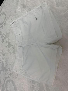 Шорты Nike (5 фото из 5)