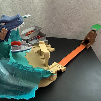 Hot Wheels haikala rada