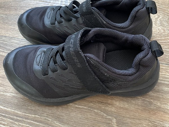 Кроссовки Skechers