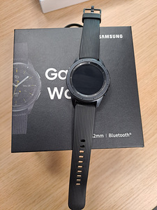 Часы Samsung Galaxy (6 фото из 10)