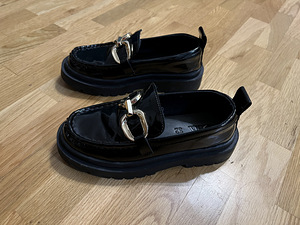 Zara Детские туфли 32 (3 фото из 3)