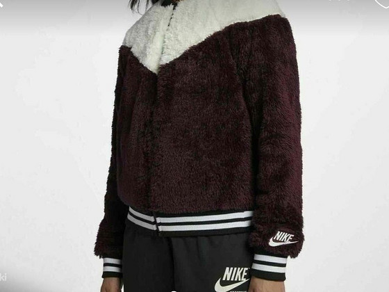 Nike меховая куртка