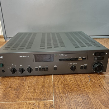 Стереоприемник nAD 7130 AM/FM