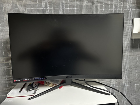 Msi mag 272c