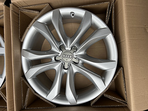 19" оригинальные диски Audi 5x112 (новые) (2 фото из 8)