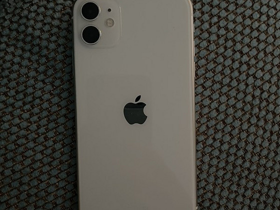 iPhone 11 64гб