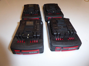 Аккумулятор Bosch GBA18v 2.0Ач Новый (6 фото из 6)