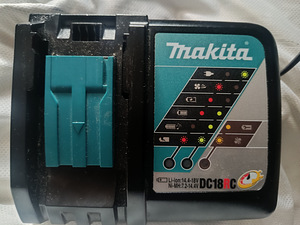 Makita kiirlaadia UUS (1 foto / 1)
