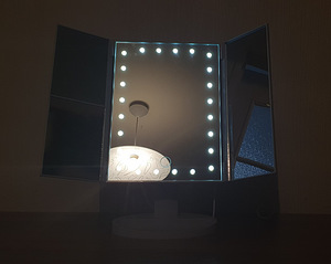 LED-TULEDEGA SUURENDAV PEEGEL (2 foto / 4)