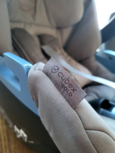 Cybex turvahäll + kaks isofix alust (2 foto / 4)