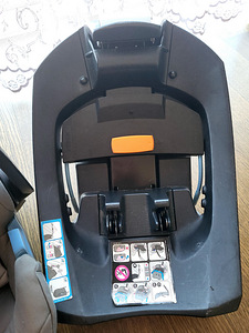 Cybex turvahäll + kaks isofix alust (4 foto / 4)
