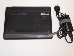 Sulearvuti Lenovo ThinkPad X121 + laadija (6 foto / 6)