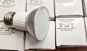 Led E27 Warm White 5w (1 foto / 1)
