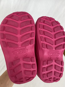 Crocs saapad (3 foto / 3)