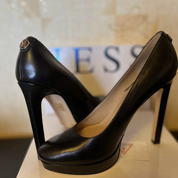 Guess kingad