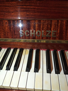 Klaver SCHOLZE 110 (1 foto / 2)