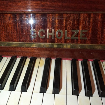 Пианино SCHOLZE 110