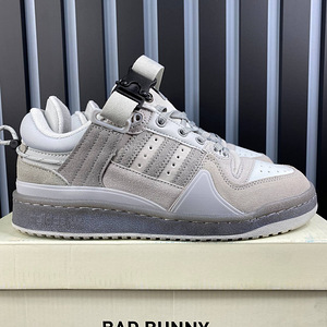 Adidas Forum Low x Bad Bunny (3 foto / 3)