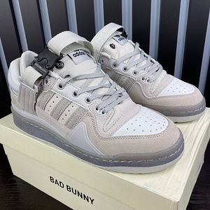 Adidas Forum Low x Bad Bunny (1 foto / 3)