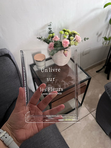 Uus! Stiilne lille vaas, raamat (9 foto / 9)