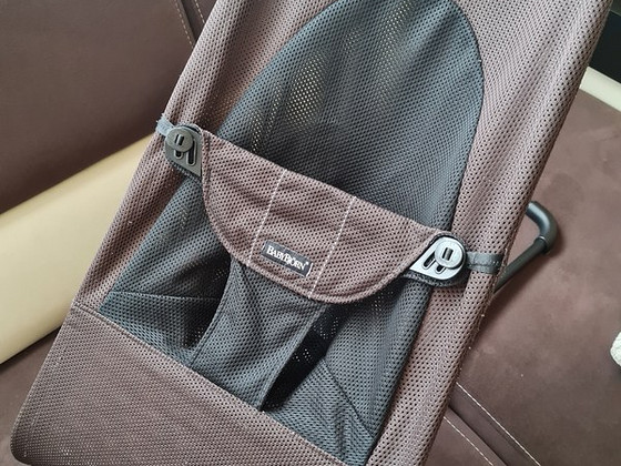 Детское кресло- качалка BABYBJORN